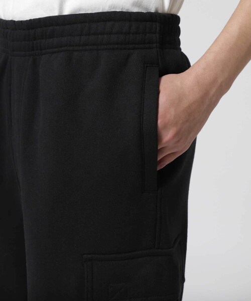 AVIREX(アヴィレックス)の「ルーズフィット スウェット カーゴパンツ / LOOSE FIT SWEAT CARGO PANT(パンツ・ブラック/グレー・M/L/XL)」の7枚目の写真