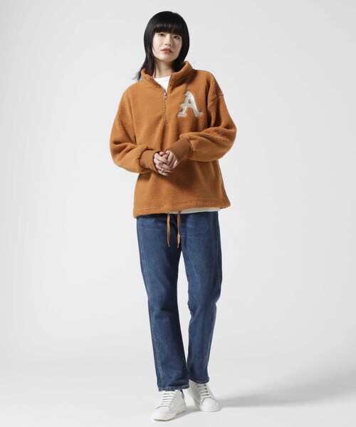 AVIREX（アヴィレックス）の「ハーフジップ エンブロイダリー トップス / L-L/S HALF ZIP EMBROIDERY TOPS（トップス・ブラック/オフホワイト/キャメル・F）」の2枚目の写真