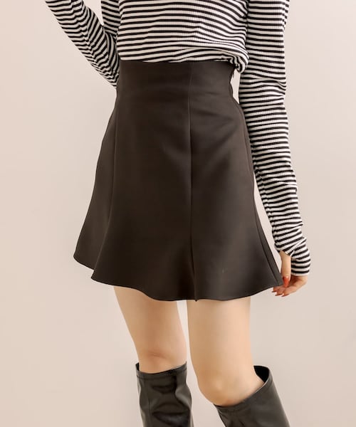OLIVE des OLIVE（オリーブデオリーブ）の「マーメイドミニスカート（スカート・レディース・ベージュ/ブラウン/ブラック・FREE）」の2枚目の写真