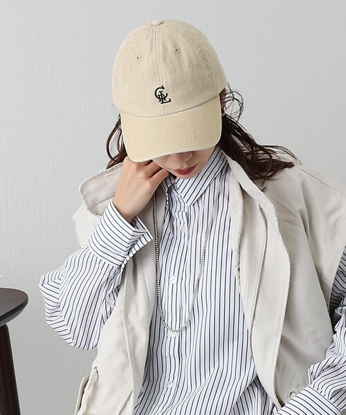 COLONY 2139(コロニートゥーワンスリーナイン)の「【UNISEX】ロゴ刺繍コットンツイルキャップ(キャップ・レディース・ベージュ/カーキ/ブラック・F)」の1枚目の写真