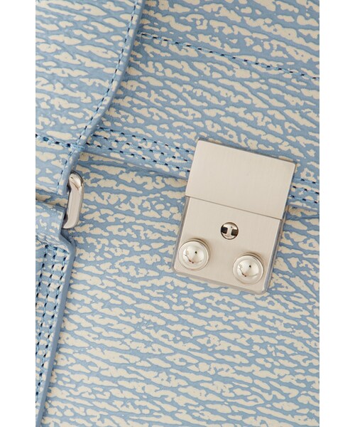 3.1 Phillip Lim（スリーワンフィリップリム）の「3.1 Phillip Lim The Pashli medium textured-leather trapeze bag（トートバッグ・レディース・Blue）」の6枚目の写真