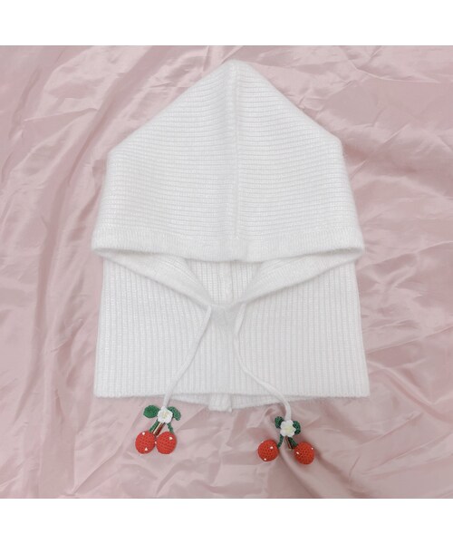lilLilly(リルリリー)の「チェリーバラクラバ【再入荷】(その他・レディース・WHITE【10/25~順次配送】/-)」の3枚目の写真