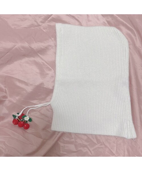 lilLilly(リルリリー)の「チェリーバラクラバ【再入荷】(その他・レディース・WHITE【10/25~順次配送】/-)」の4枚目の写真