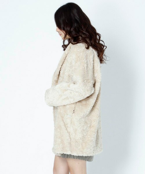 BABYLONE（バビロン）の「【MAISON SCOTCH】フェイクファーコート