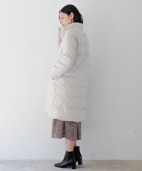 LEPSIM（レプシィム）の「スマートシルエットコート（ジャケット/アウター・レディース・ブラック09/グレージュ51/ネイビー88・M/L/LL【WEB限定】）」の10枚目の写真