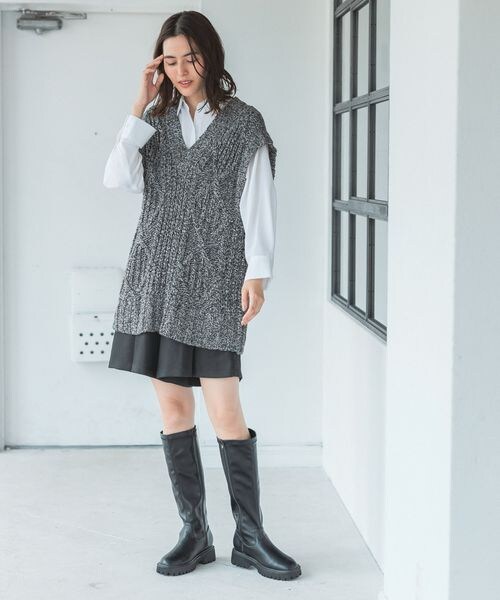 LEPSIM（レプシィム）の「レギュラーシャツ（トップス・レディース・オフホワイト05/ブルー82・FREE SIZE/FREE TALL）」の12枚目の写真