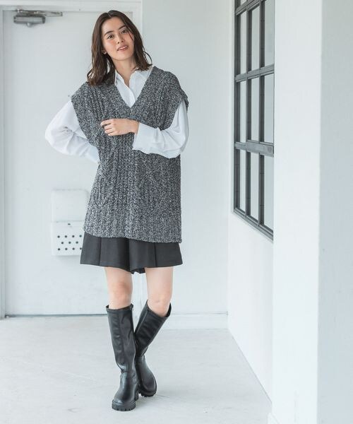 LEPSIM（レプシィム）の「レギュラーシャツ（トップス・レディース・オフホワイト05/ブルー82・FREE SIZE/FREE TALL）」の13枚目の写真