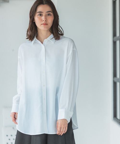 LEPSIM（レプシィム）の「レギュラーシャツ（トップス・レディース・オフホワイト05/ブルー82・FREE SIZE/FREE TALL）」の19枚目の写真