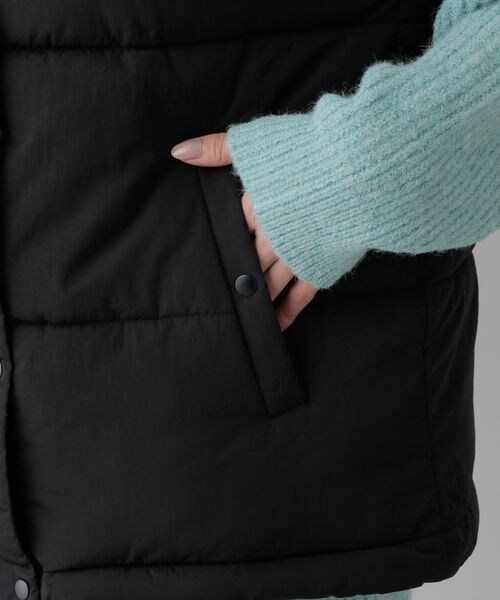 LOWRYS FARM（ローリーズファーム）の「エアサーマルスタンドベスト（ジャケット/アウター・レディース・アイボリー08/ブラック09・F）」の14枚目の写真