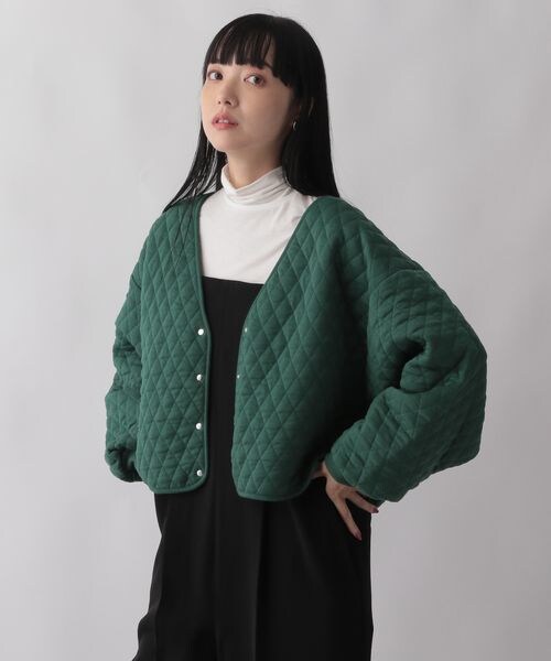 LOWRYS FARM(ローリーズファーム)の「キルトカーディガン(トップス・レディース・ホワイト05/ブラック09/グリーン75・F)」の11枚目の写真