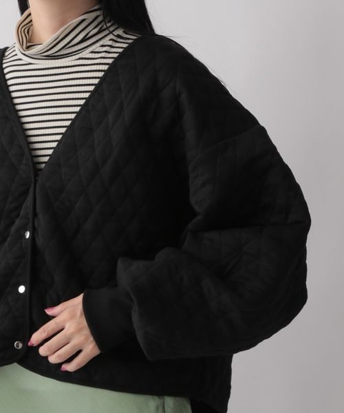 LOWRYS FARM(ローリーズファーム)の「キルトカーディガン(トップス・レディース・ホワイト05/ブラック09/グリーン75・F)」の15枚目の写真