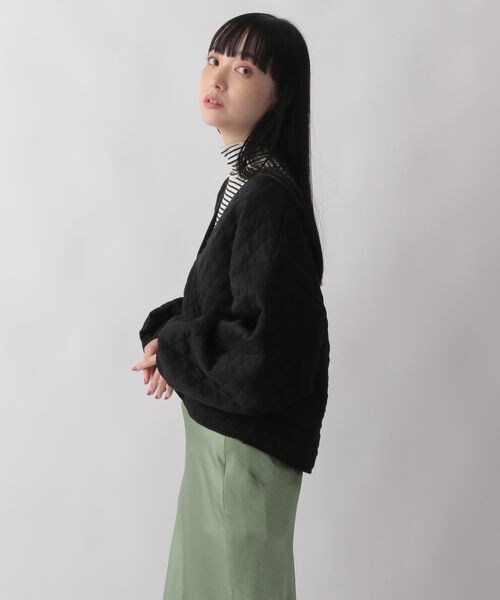 LOWRYS FARM(ローリーズファーム)の「キルトカーディガン(トップス・レディース・ホワイト05/ブラック09/グリーン75・F)」の7枚目の写真