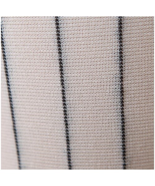 靴下屋（クツシタヤ）の「ピンストライプタイツ（タイツ・レディース・オフホワイト×クロ/チャコール×クロ・M～L）」の10枚目の写真