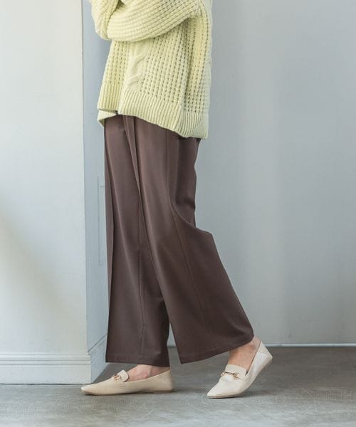 LEPSIM（レプシィム）の「ハタラク7DAYSストレートパンツ 2022冬（パンツ・レディース・キナリ08/ブラック09/ペールピンク21/レッド(WEB限定)/ブラウン58/イエロー64/カーキ78(新色)・SS/S/M/L/LL【WEB限定】）」の5枚目の写真