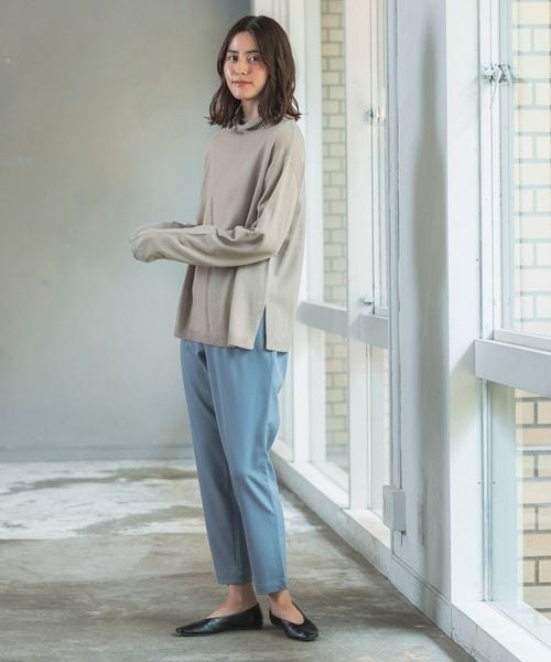LEPSIM(レプシィム)の「ハタラク7DAYSテーパードパンツ 2022冬(パンツ・レディース・ブラック09/グレージュ13/レッド38/ブルーグリーン75/ブルー(WEB限定)・SS/S/M/L/LL【WEB限定】)」の15枚目の写真