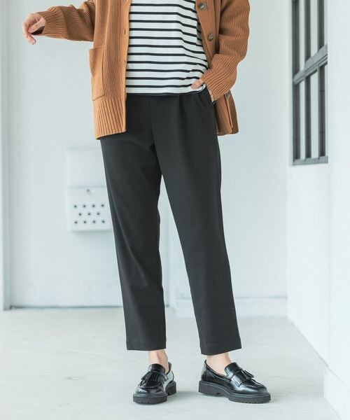 LEPSIM(レプシィム)の「ハタラク7DAYSテーパードパンツ 2022冬(パンツ・レディース・ブラック09/グレージュ13/レッド38/ブルーグリーン75/ブルー(WEB限定)・SS/S/M/L/LL【WEB限定】)」の6枚目の写真