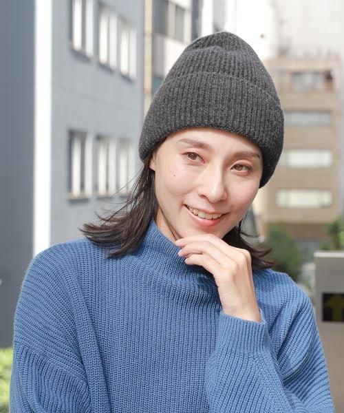 LEPSIM（レプシィム）の「モヘヤ風ニットワッチ（帽子・レディース・アイボリー08/ブラック09/イエロー62・ONE SIZE）」の2枚目の写真