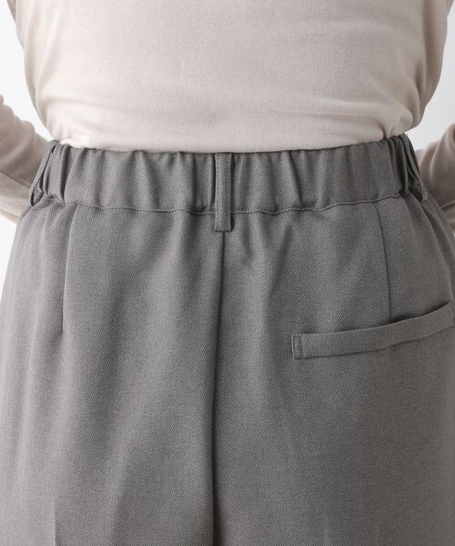 LEPSIM（レプシィム）の「ハイウエストロングタックパンツ（パンツ・レディース・ブラック09/グレー12/ブラウン58・M/L）」の16枚目の写真