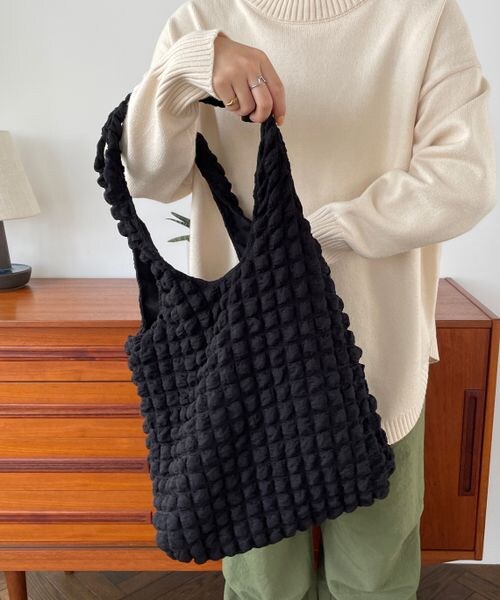 LOWRYS FARM（ローリーズファーム）の「ポコポコトート（バッグ・レディース・アイボリー08/ブラック09・フリー）」の3枚目の写真