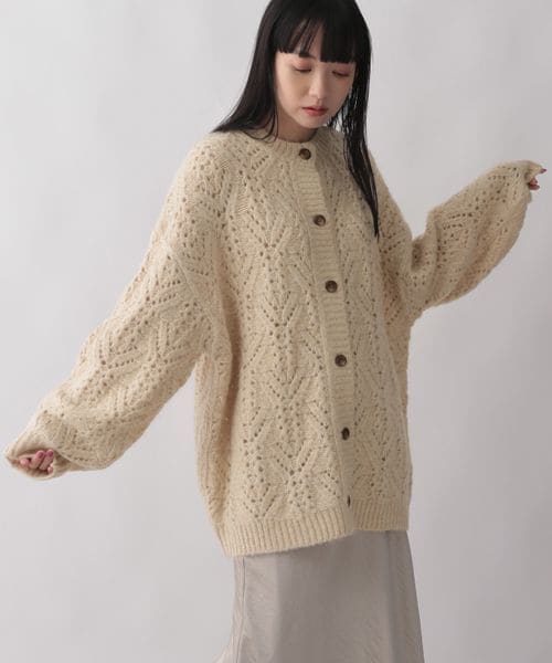 LOWRYS FARM(ローリーズファーム)の「ラメスカシニットカーディガン(トップス・レディース・アイボリー08/ベージュ52/グリーン72・フリーサイズ)」の6枚目の写真