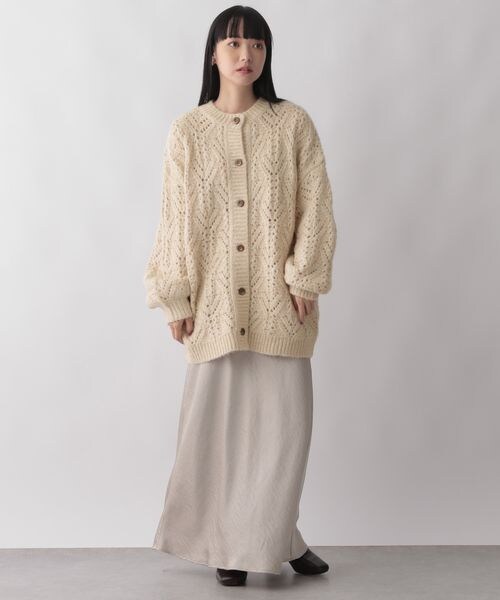 LOWRYS FARM(ローリーズファーム)の「ラメスカシニットカーディガン(トップス・レディース・アイボリー08/ベージュ52/グリーン72・フリーサイズ)」の4枚目の写真