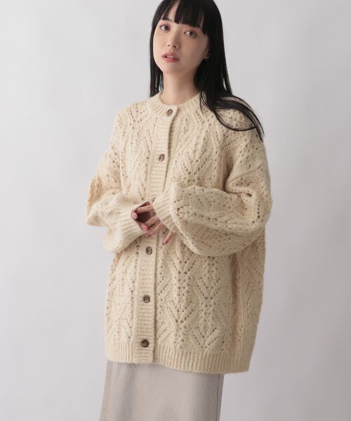 LOWRYS FARM(ローリーズファーム)の「ラメスカシニットカーディガン(トップス・レディース・アイボリー08/ベージュ52/グリーン72・フリーサイズ)」の5枚目の写真