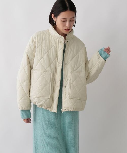 LOWRYS FARM（ローリーズファーム）の「ナカワタショートブルゾン（ジャケット/アウター・レディース・アイボリー08/ブラック09/ブルー85・F）」の6枚目の写真