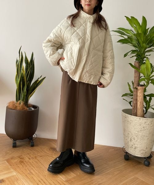 LOWRYS FARM（ローリーズファーム）の「ナカワタショートブルゾン（ジャケット/アウター・レディース・アイボリー08/ブラック09/ブルー85・F）」の5枚目の写真