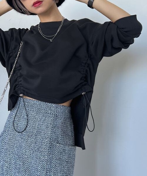 PAGEBOY（ページボーイ）の「ドロスト裏毛プルオーバー（トップス・レディース・オフホワイト05/ブラック09/ブラウン58・F）」の2枚目の写真