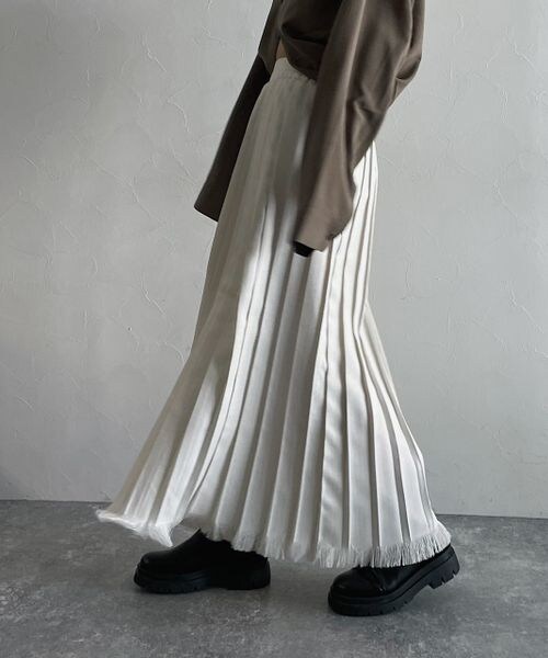 PAGEBOY（ページボーイ）の「ツイードプリーツスカート（スカート・レディース・ブラック09/グレージュ12/ターコイズ76・F）」の8枚目の写真