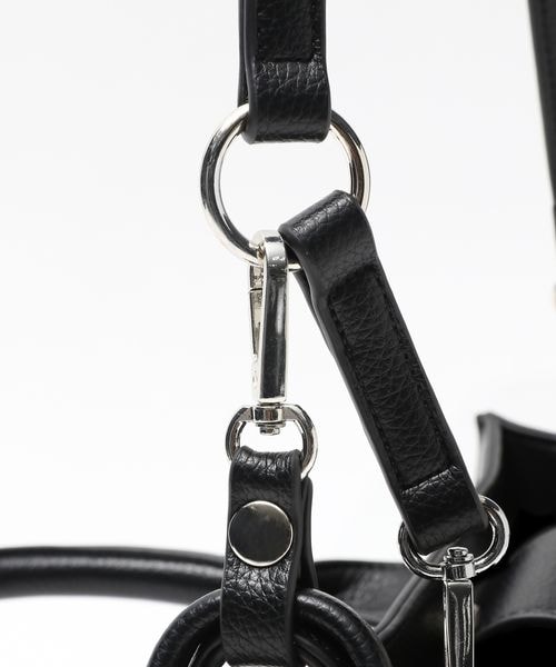 PAGEBOY（ページボーイ）の「コンビスクエアバッグ（バッグ・レディース・オフホワイト05/ブラック09/グリーン75・F）」の18枚目の写真