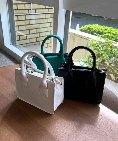PAGEBOY（ページボーイ）の「コンビスクエアバッグ（バッグ・レディース・オフホワイト05/ブラック09/グリーン75・F）」の7枚目の写真