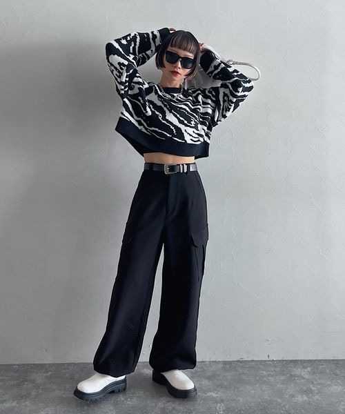 PAGEBOY（ページボーイ）の「ボクシーショートニット（トップス・レディース・オフホワイト05/ブラック09/柄ブラック10/柄ターコイズ79/ブルー85・F）」の15枚目の写真