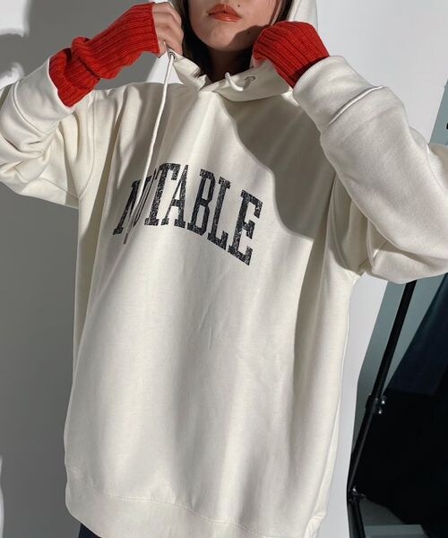 PAGEBOY（ページボーイ）の「クラックロゴパーカー（トップス・レディース・オフホワイト05/ブラック09/杢オートミール10・F）」の5枚目の写真