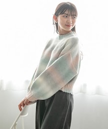 repipi armario（レピピ アルマリオ）の「グラデーションショートニット（トップス）」