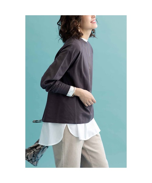 IEDIT（イディット）の「IEDIT[イディット] レイヤードに使える すそシャツデザインのホワイトロングカットソートップスの会（レディースファッション > トップス > Tシャツ・カットソー・レディース・ホワイト・身幅53.5/総丈81cm/身幅57/総丈82.5cm/身幅47/総丈79cm/身幅50/総丈80cm/身幅44/総丈78cm/身幅41/総丈77cm）」の8枚目の写真