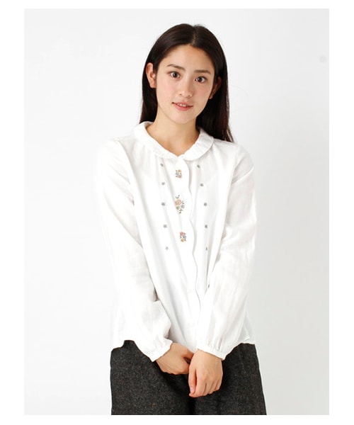 ehka sopo（エヘカソポ）の「綿ビエラ起毛前立刺繍ブラウス1702516-41-13-11（シャツ・ブラウス・レディース・オフホワイト/ピンク/サックスブルー・M）」の4枚目の写真