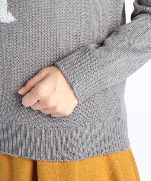 RAY CASSIN（レイカズン）の「クマ柄プルオーバーニット（トップス・レディース・ネイビー/グレー/オフシロ・FREE）」の6枚目の写真