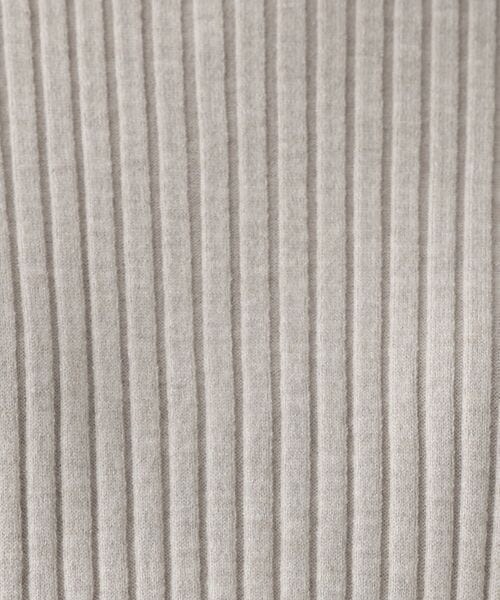 LOWRYS FARM（ローリーズファーム）の「配色フレアスリーブロングスリーブ（トップス・レディース・オフ05/アイボリー08/ブラック09/グレー12・フリー）」の22枚目の写真