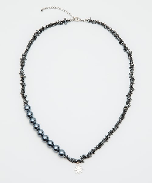 GDC（ジーディーシー）の「HEMATITE PEARL NECKLACE（アクセサリー・メンズ・WHITE/BLACK・FREE）」の4枚目の写真