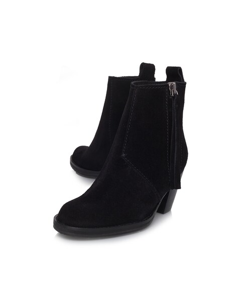 ACNE(アクネ)の「PISTOL SHORT U(シューズ・レディース・BLACK・40)」の2枚目の写真