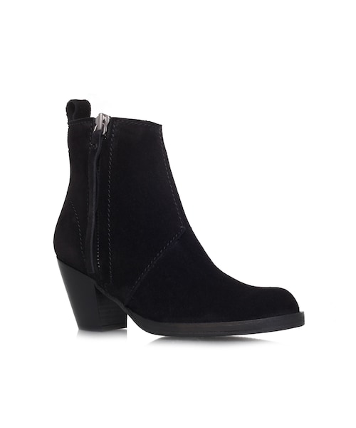 ACNE(アクネ)の「PISTOL SHORT U(シューズ・レディース・BLACK・40)」の1枚目の写真