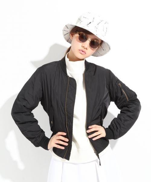 LOWRYS FARM（ローリーズファーム）の「☆WEB先行予約☆ＭＡ－１（ジャケット/アウター・レディース・オフ/ブラック/カーキ・Ｍ/Ｌ）」の2枚目の写真