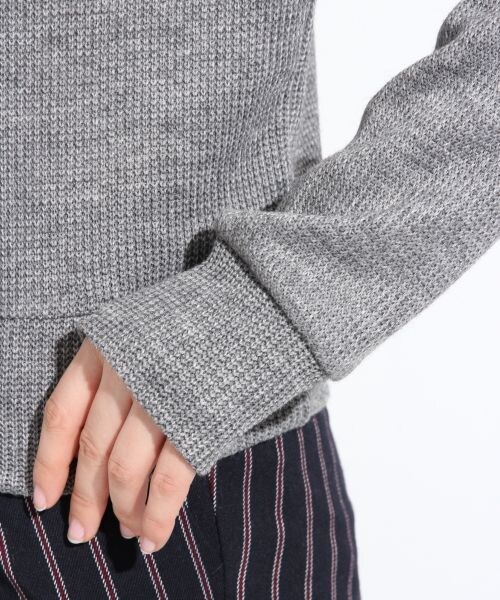 LOWRYS FARM（ローリーズファーム）の「カワリアミスタンドプルオーバーロングスリーブ（トップス・レディース・オフ/ブラック/オフ×ブラック/グレー/バーガンディ・Ｍ/Ｌ）」の11枚目の写真