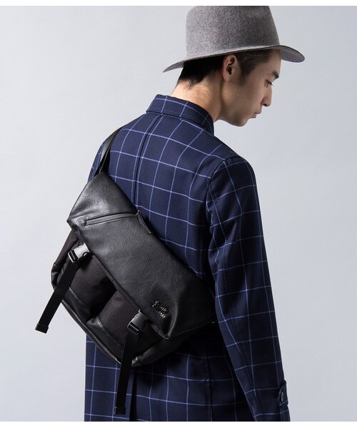 JUNRED（ジュンレッド）の「【先行予約】【LARKiNS×JUNRed】別注メッセンジャーバッグ（バッグ・メンズ・ブラック/カーキ/ネイビー・F）」の14枚目の写真