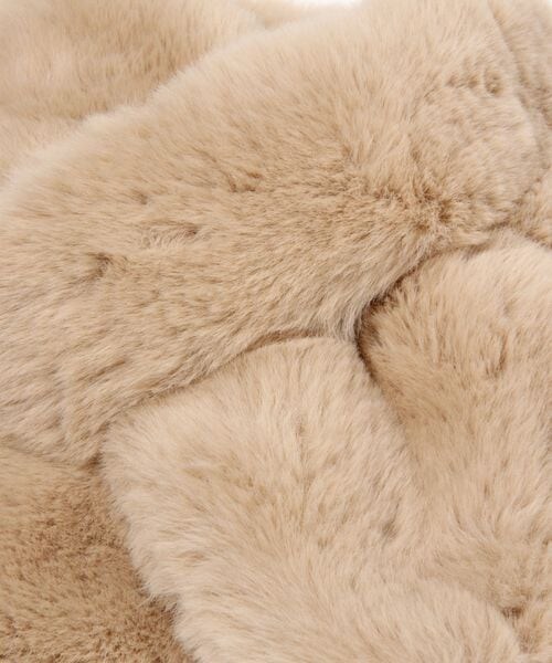 LEPSIM（レプシィム）の「フェイクファーサシコミマフラー（ファッション雑貨・レディース・ライトベージュ51/レオパード58・ONE SIZE）」の9枚目の写真