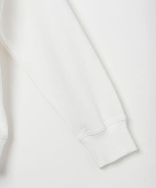 PAGEBOY(ページボーイ)の「カラーロゴフーディ(トップス・レディース・オフホワイト05/ネイビー88・M/L)」の21枚目の写真