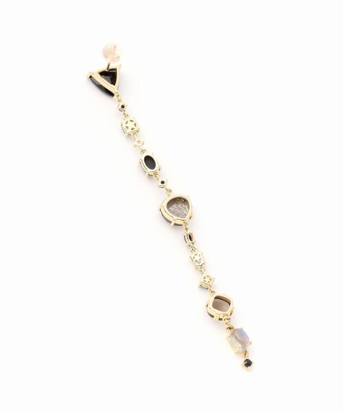 Lilas(リラ)の「《予約》ダークトーンマルチストーンピアスK10(片耳)(腕時計・ゴールド/(090)/フリー/残り2点)」の9枚目の写真