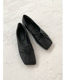 Ungrid | デザインスクエアトゥギャザーフラットシューズ(パンプス)