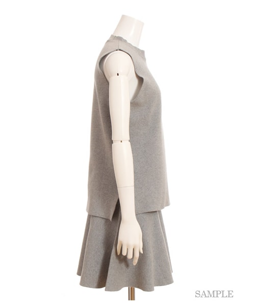 SNIDEL(スナイデル)の「ニットコンビワンピース(ワンピース+トップスセット・レディース・IVR/GRY/BLU【sweet限定】・F)」の6枚目の写真